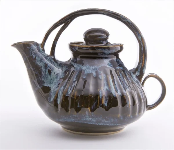 Teapot Large Fluted Licorice